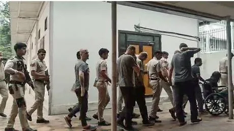 Ukrainians accused of training Myanmar rebels get bail in India