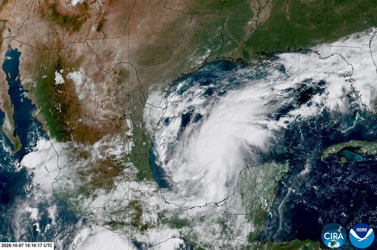 El huracán Isaías se intensifica rumbo a EE.UU.: tocará tierra en Florida y evacuan plataformas de petróleo en el Golfo de México