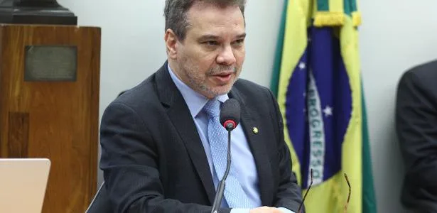 'Buscar a verdade é interesse da PF e ela o fará', diz ministro da Justiça