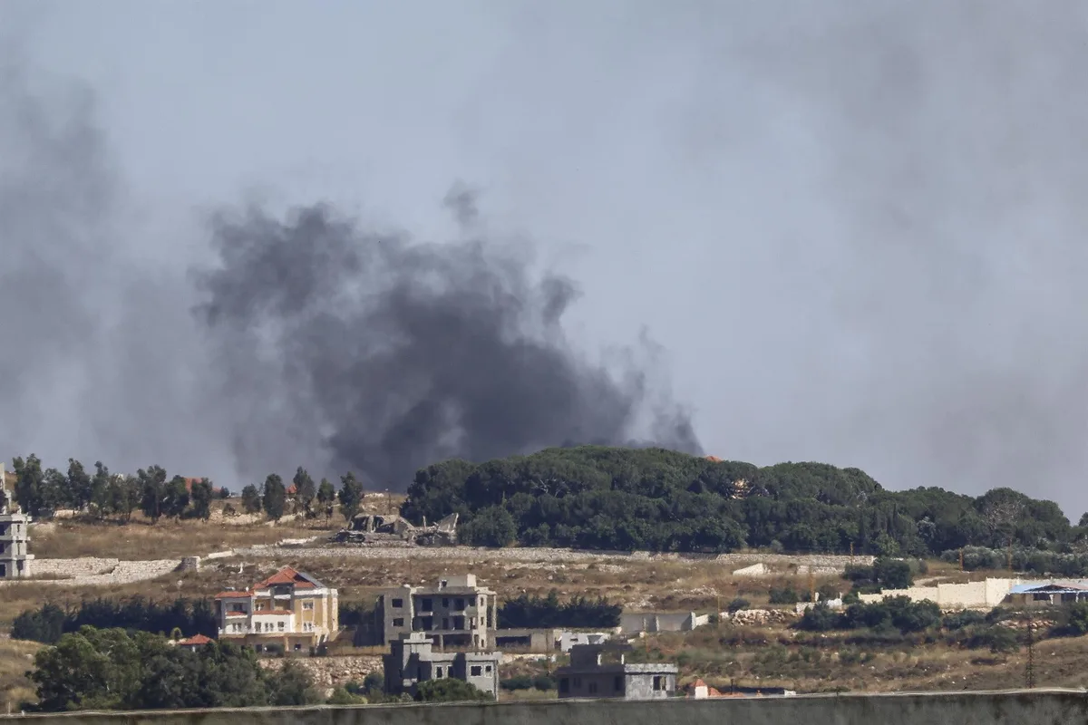 Israel incendia un hospital público en el sur de Líbano