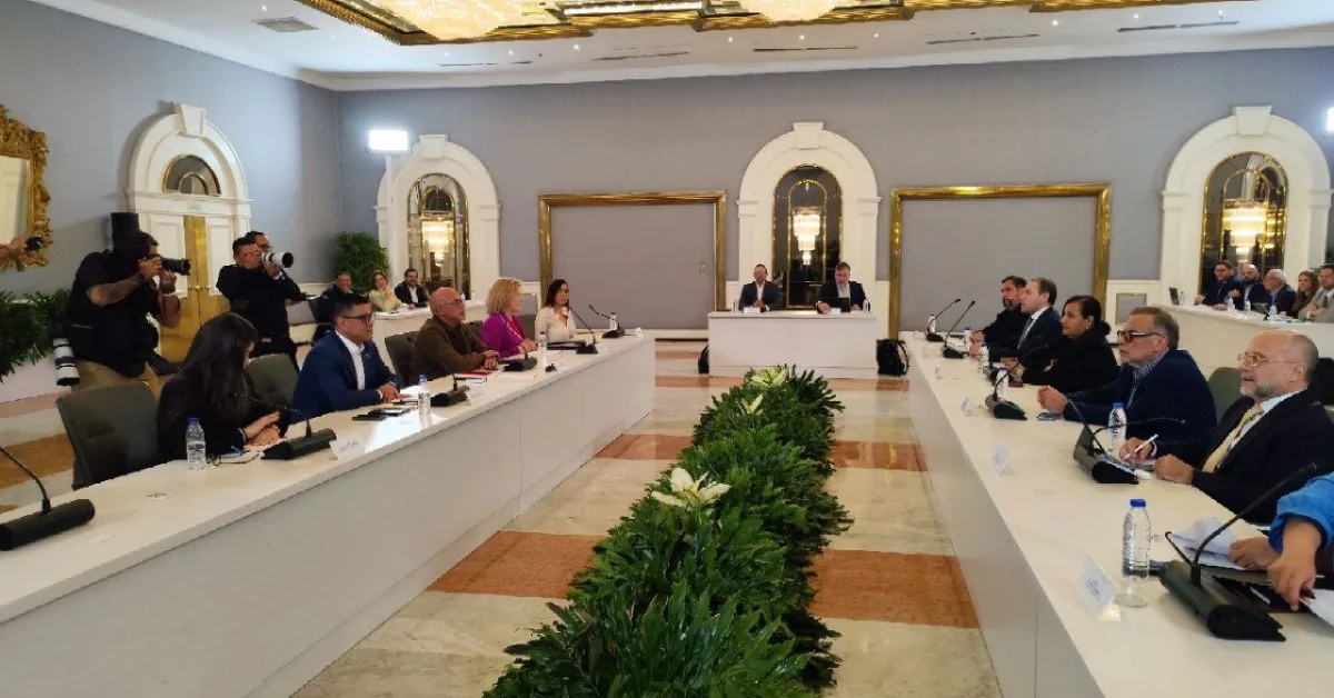 Chavismo y AN 2015 instalan tercera ronda de diálogo
