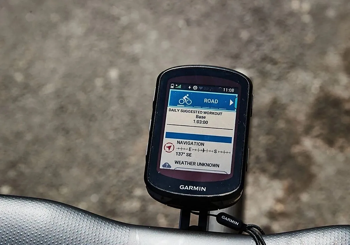 Ni soporte para el móvil ni rutas a ciegas: Garmin Edge 540 con mapas a color y un 29% menos