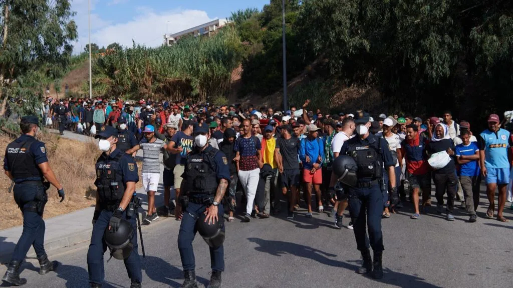 Espagne: 1800 places d'hébergements pour les migrants encore à Ceuta, 500 mineures isolées prises en charge
