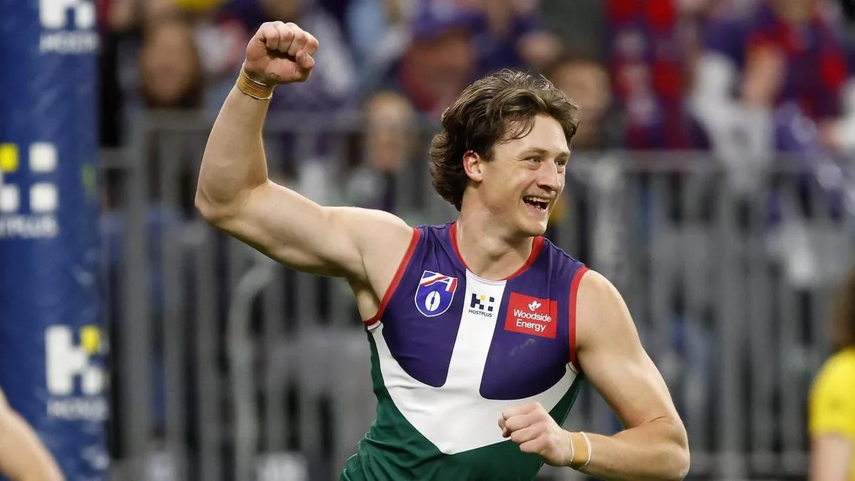 Amiss joins big boys club as Freo set sights on flag