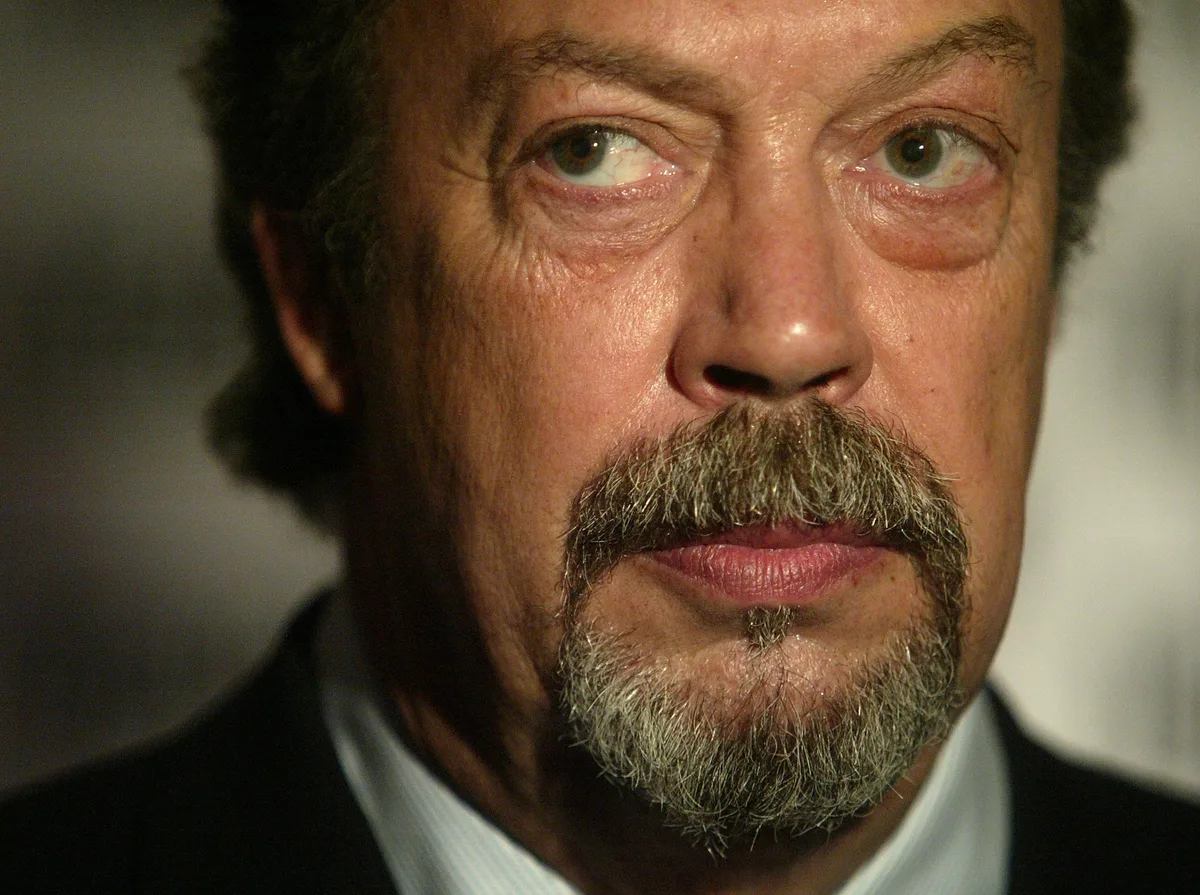 Muere a los 80 años Tim Curry, el actor que dio vida a Pennywise y protagonizó The Rocky Horror Picture Show