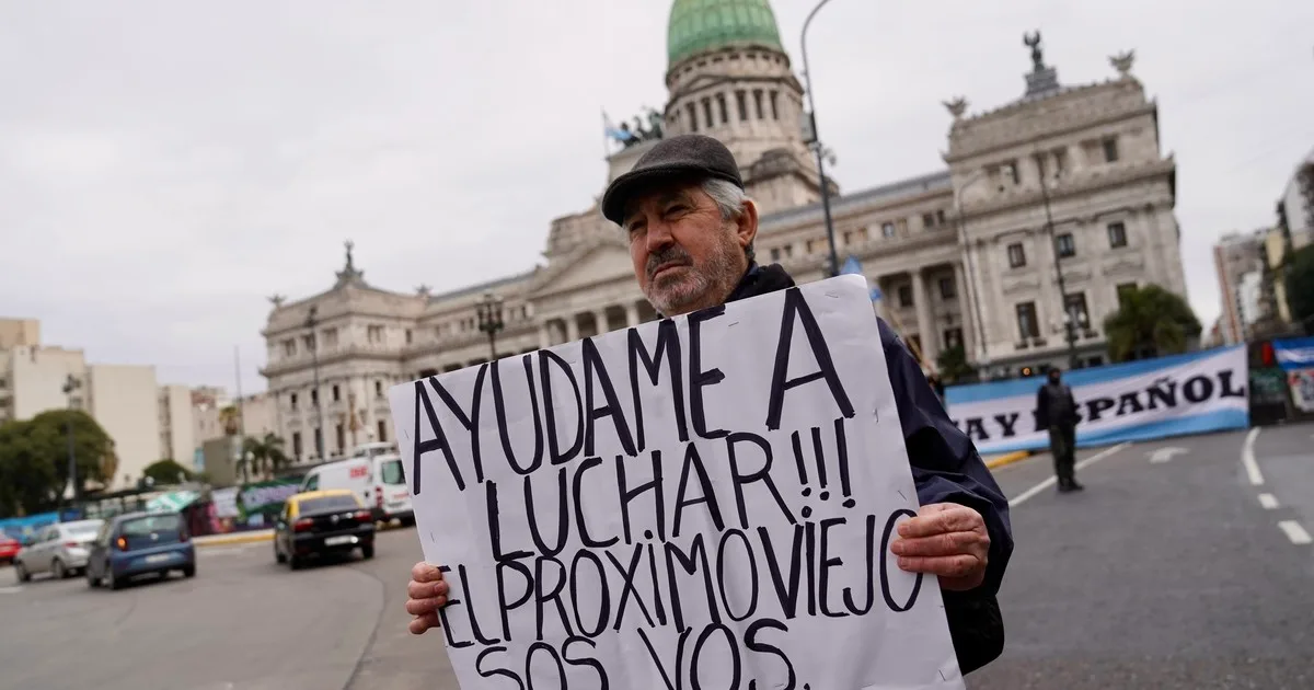 Mayores de 65: crece el peso de la PUAM sobre el total de los jubilados por la dificultad de cumplir con 30 años de aportes