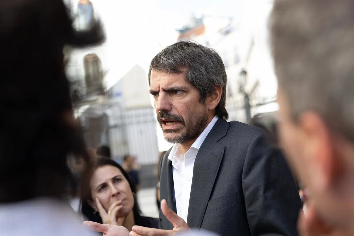 Sumar denuncia que el incidente del bote de gas pimienta es una muestra más de "matonismo político" de la derecha