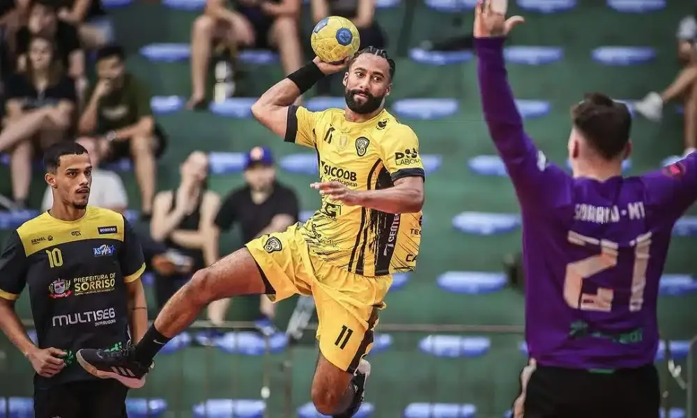 Cascavel vence clássico contra Pato pela Liga Nacional de Handebol