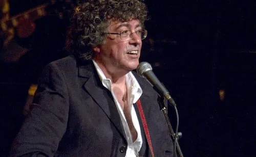 Muere el cantautor argentino Piero a los 81 años; el intérprete de “Mi viejo” deja seis décadas de música