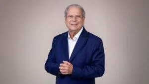 “O problema do Brasil não é o endividamento. São os juros”, diz José Dirceu