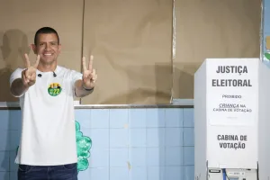 TRE reconta votos e oficializa eleição de Ruas para governador do RJ