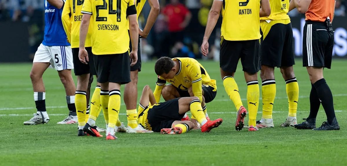 BVB-Jungstar humpelt vom Platz – „Das was mir der Arzt gesagt hat, hört sich nicht gut an“