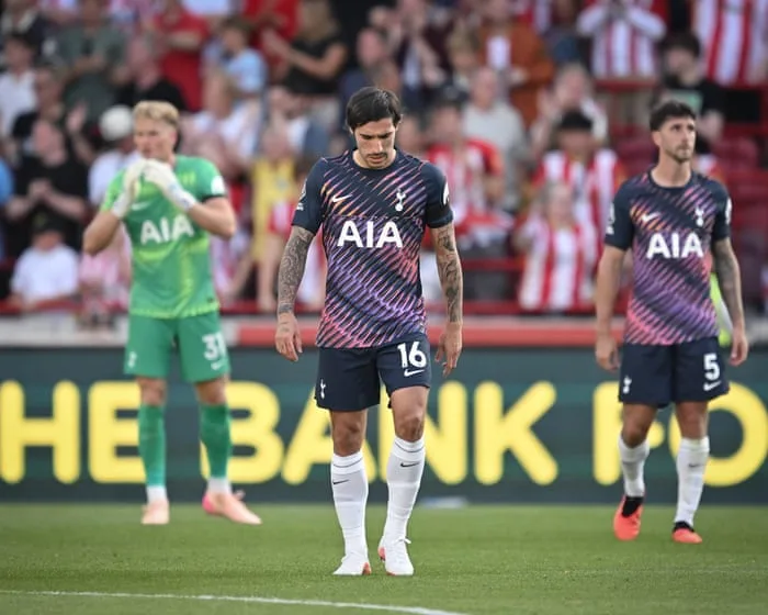 Football Daily | The Premier League soap opera is back – and Spurs are already hogging the narrative