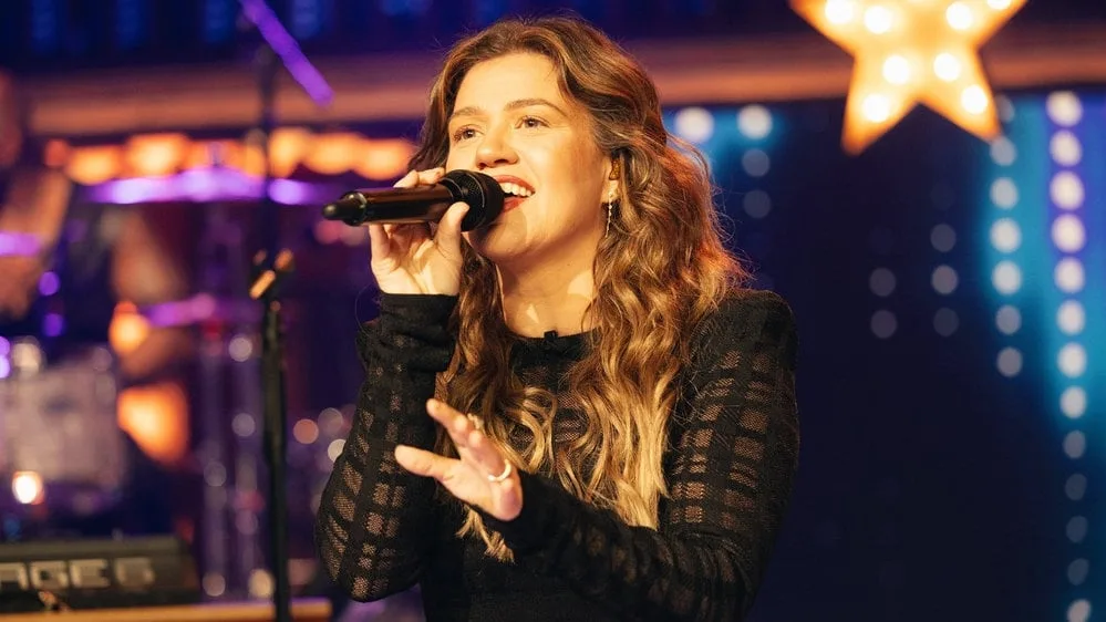 Kelly Clarkson’s Daytime TV Reign Ends in Tears
