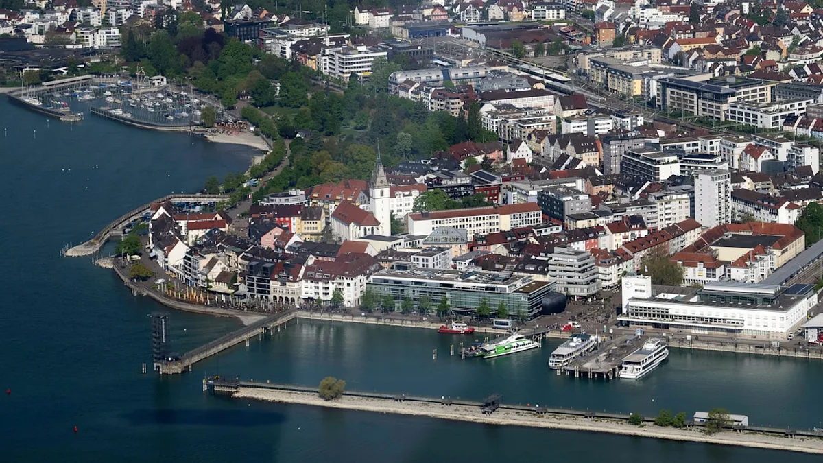 Der Mief kommt vor allem nachts - Rätsel um mysteriösen Gestank am Bodensee