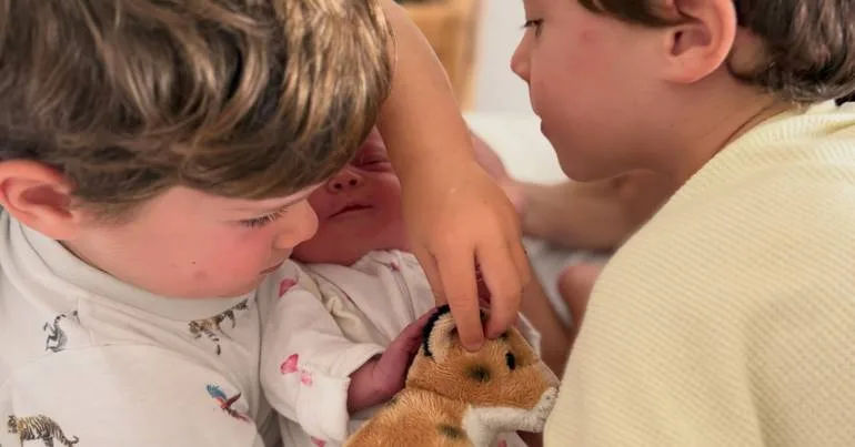 Eugenie revela foto e nome da filha que homenageia Portugal