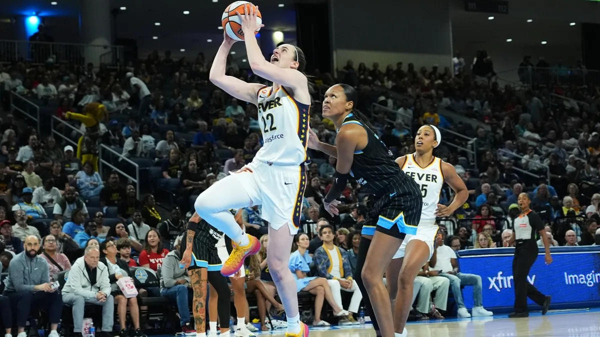 Caitlin Clark scores 37 points as Fever beat Sky