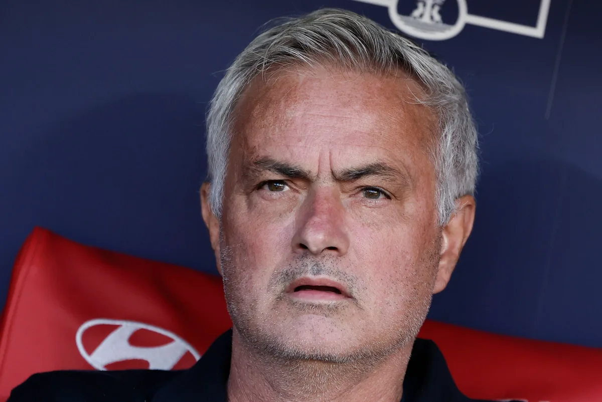 El historial de decisiones a favor de Atleti y Barça que para Mourinho son “para reír”