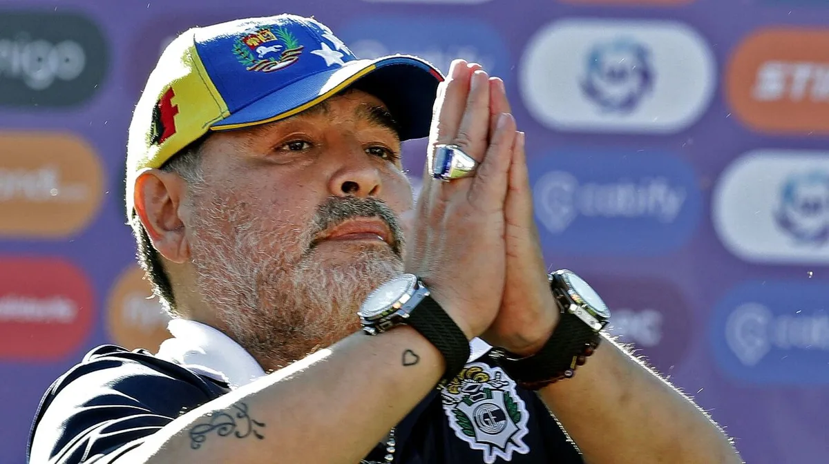 En medio de un nuevo escándalo en el juicio por la muerte de Maradona, declaran dos peritos que participaron de la junta médica