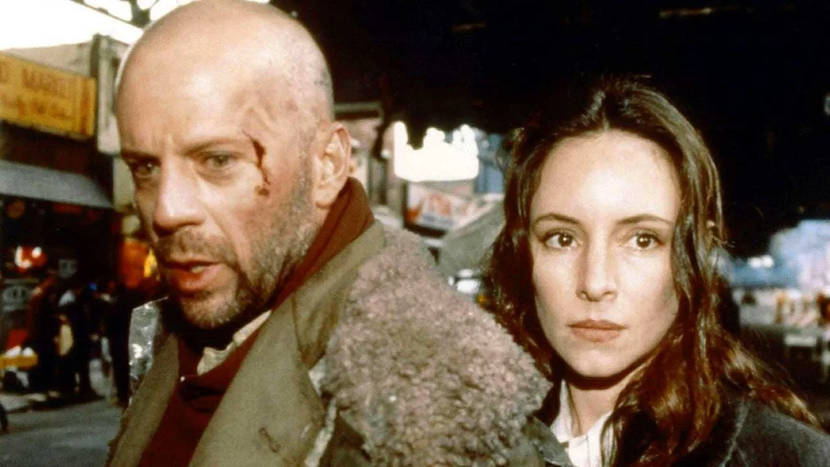 30 ans après L'Armée des 12 singes avec Bruce Willis, que devient Madeleine Stowe, actrice omniprésente dans les années 90 ?