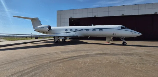 PF encontra no Paraguai avião de Vorcaro avaliado em R$ 120 milhões
