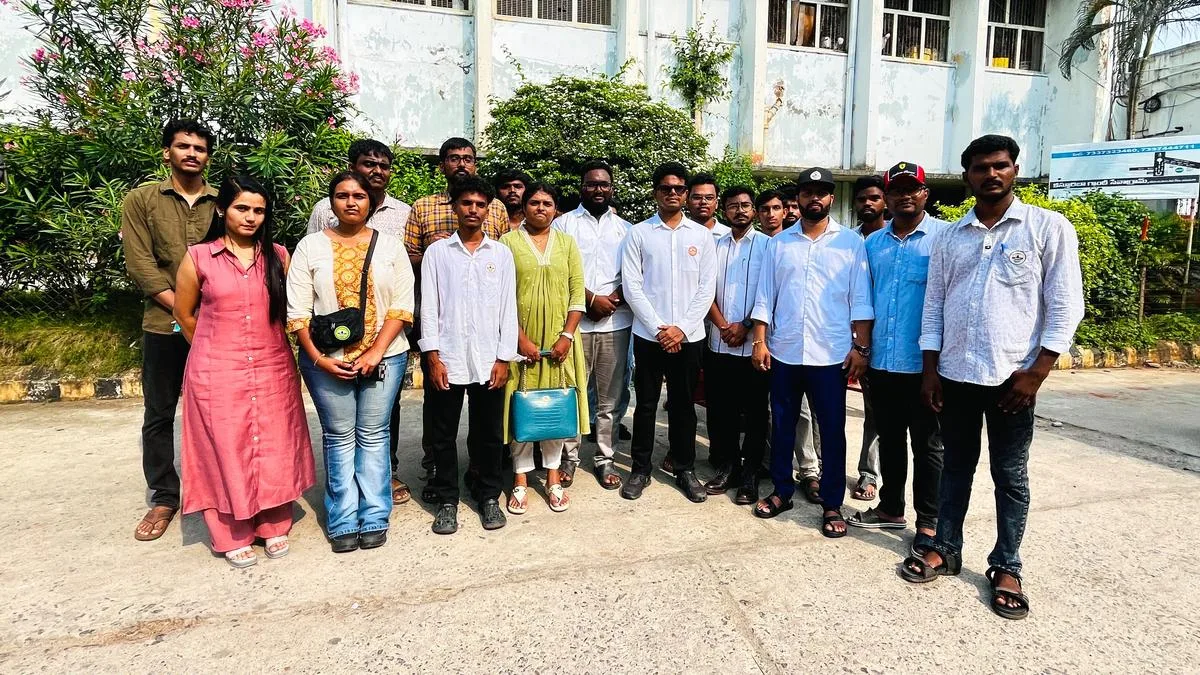 Cockroach Janta Party threatens ‘Maha Dharna’ if Warangal super-specilaty hospital is not opened by December 31