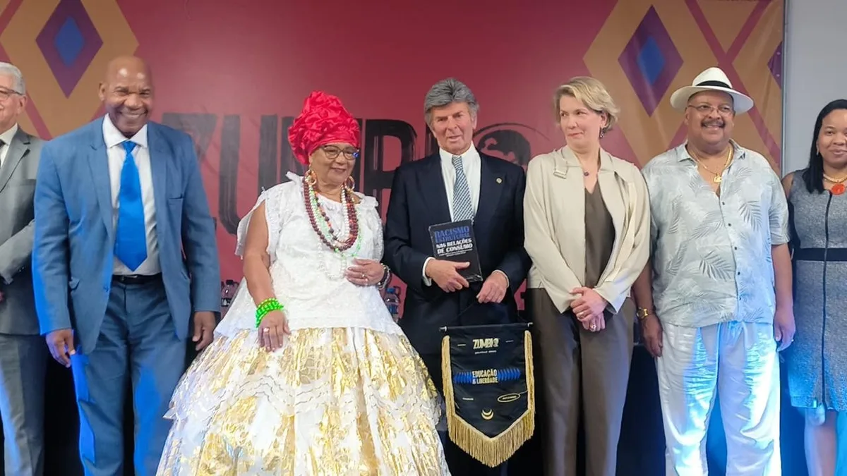 Em novo livro, Luiz Fux aborda o racismo estrutural nas relações de consumo no país