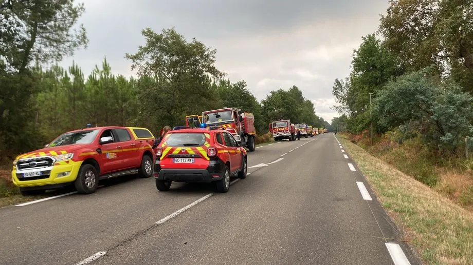 Incendie à Luglon : "La situation évolue plutôt favorablement", le feu a parcouru 1 700 hectares mais n'est pas fixé