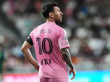 León beats Inter Miami 3-2 on Arcila's two goals as Messi returns after father’s death
