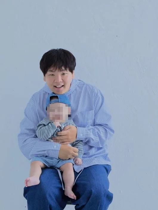 '공무원♥' 곽튜브, 추석 맞아 200일 아들 공개.."포즈가 벌써 슈퍼스타"