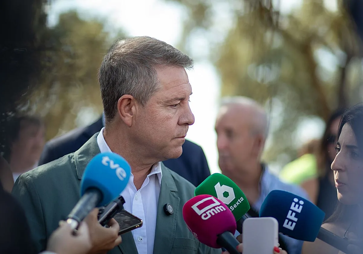 García-Page reclama devolver a todos los migrantes: «O hay control de fronteras o esto es el cuento de nunca acabar»
