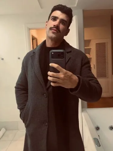 Gusttavo Lima aparece com novo visual e confunde fãs: “Quase não reconheci”; veja Gusttavo Lima aparece com novo visual e confunde fãs: “Quase não reconheci”; veja