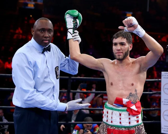 Prichard Colón, boxer left with brain damage after 2015 fight, dies aged 33