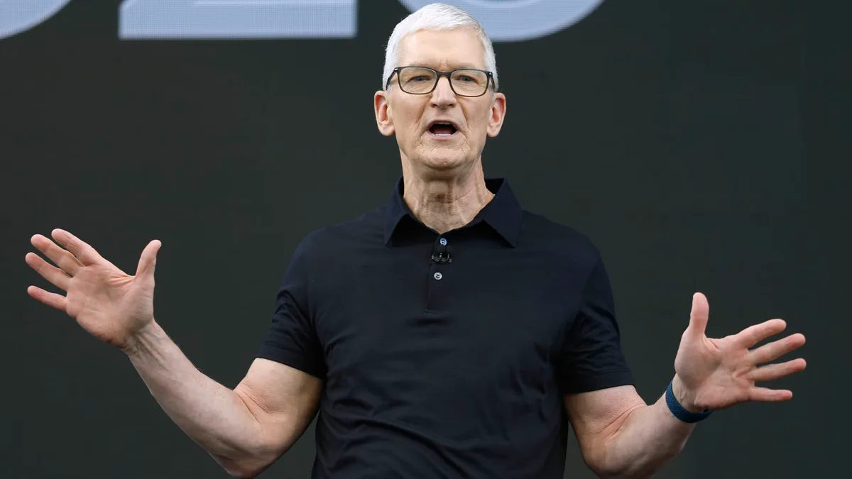Apple's Tim Cook joined by Howard Lutnick in opening Houston manufacturing plant
