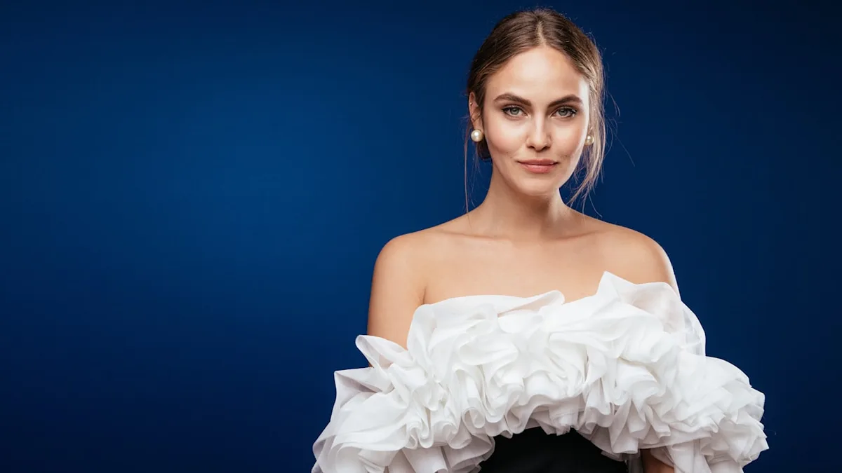 Erst jetzt kommt’s raus - Elena Carrière heimlich seit einem Jahr verlobt