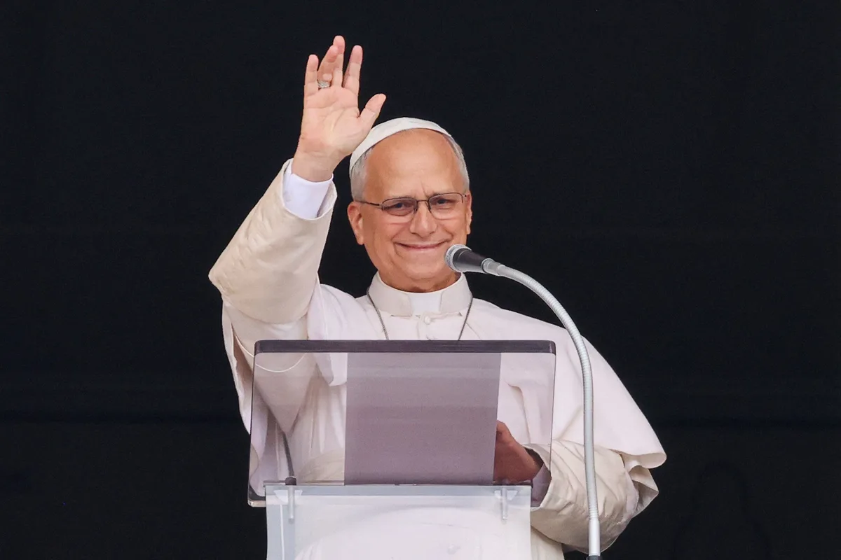El Papa habla por primera vez a los fieles en la plaza de San Pedro tras su operación: “Retomaré gradualmente mis actividades”