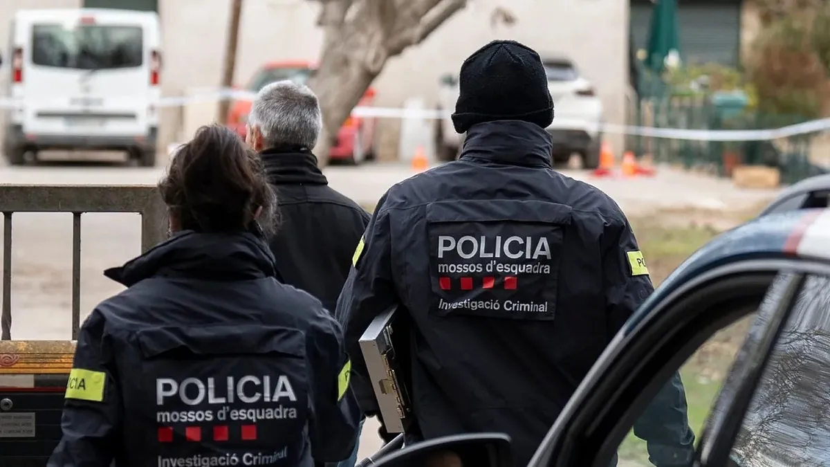 Los Mossos investigan la muerte a tiros de un hombre en el interior de un local de tatuajes en Badalona