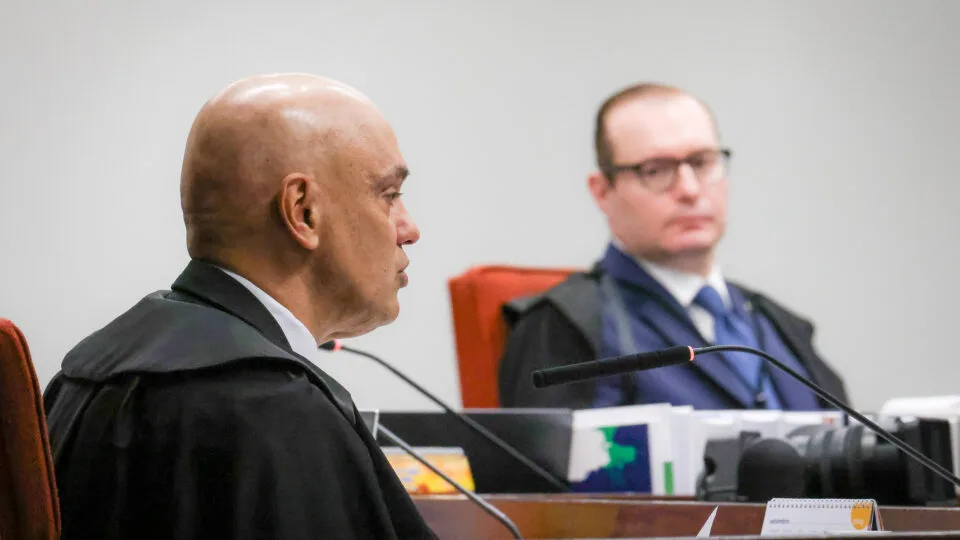STF inicia ação penal contra Malafaia que opôs Zanin a Moraes