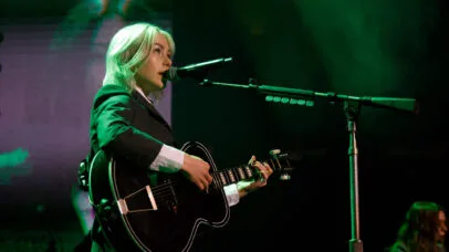 ‘Lost Weekend’ é uma reflexão audaciosa e melancólica de Phoebe Bridgers sobre a vida e a morte