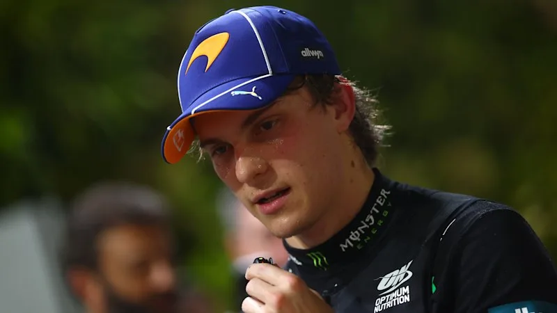 F1 Singapore GP LIVE: Tensions between Norris, Piastri flare after sprint collision