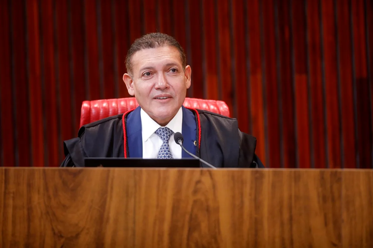 Em fala para embaixadores, Nunes Marques defende sistema eleitoral: ‘Tribunal da Democracia’