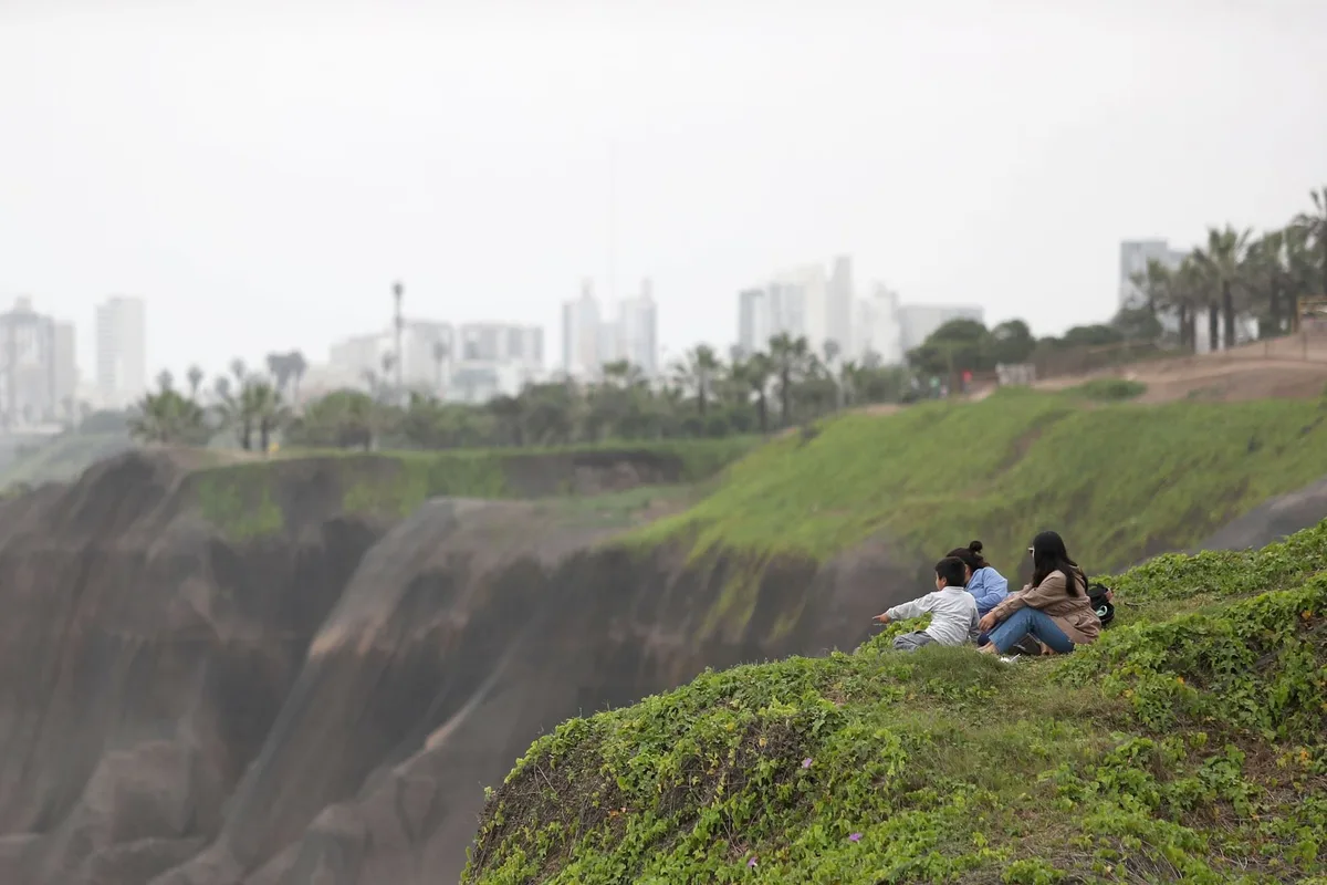 Llovizna, neblina y ráfagas de viento: ¿qué distritos de Lima tendrán estas condiciones hoy, 11 de septiembre?