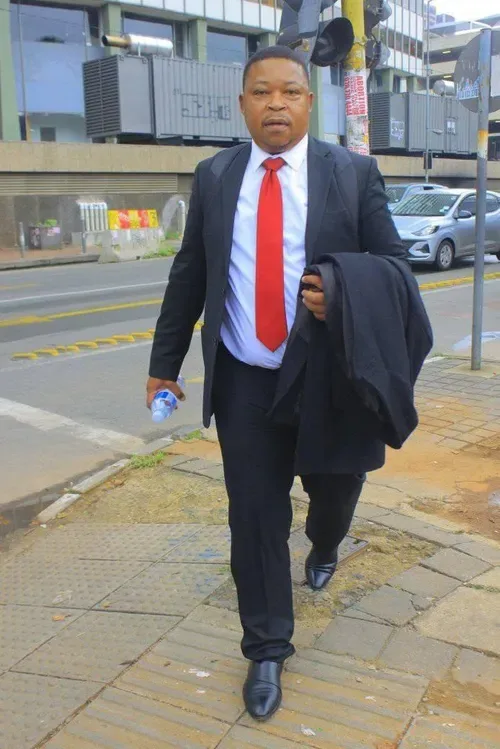High Court strikes off advocate for fraudulent court orders and tax bills