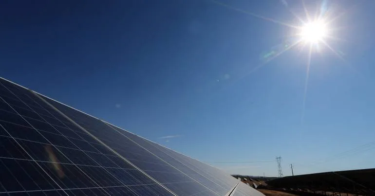 Promotor desiste da central solar da Beira