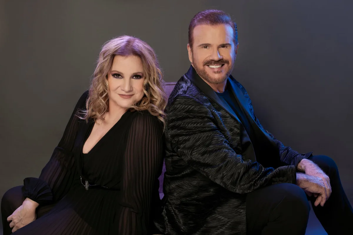 Pimpinela íntimo: el drama que los marcó de niños, la propuesta “explícita” que rechazaron y la biopic que se viene