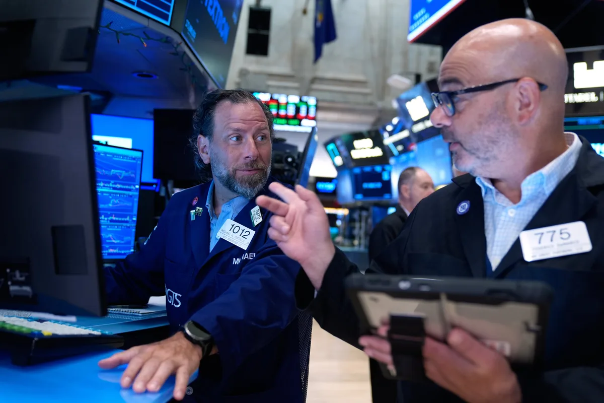 El riesgo país se mantiene por encima de los 500 puntos y las acciones argentinas en Wall Street suben hasta 5%