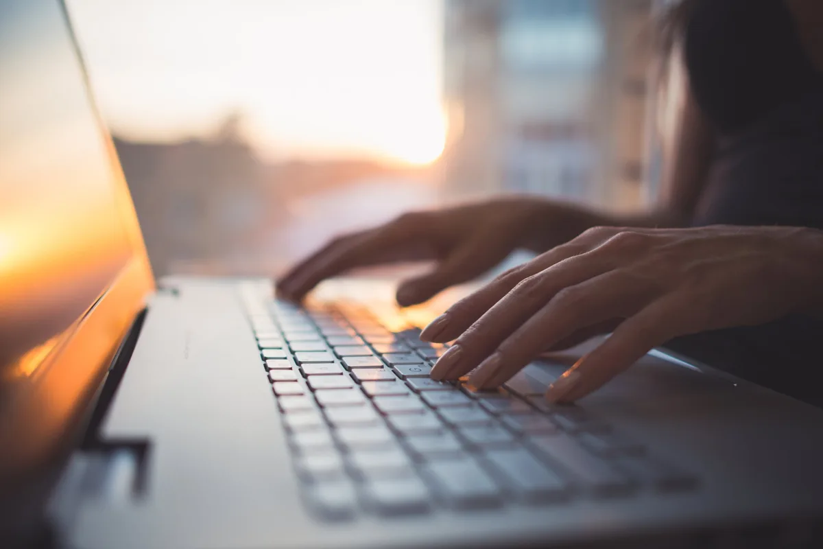 El empleo creció, pero su calidad sigue empeorando y la billetera sufre