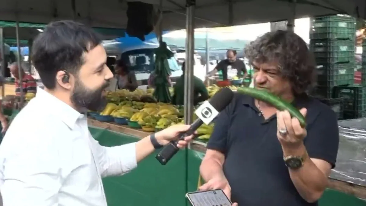 VÍDEO: repórter da TV Gazeta, da Globo no ES, viraliza após brincadeira de entrevistado sobre pepino: 'duvido que você adivinha o que vou fazer'