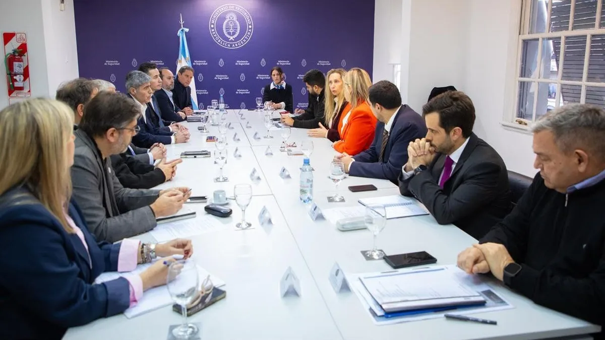 Karina Milei encabezó una reunión con funcionarios de CABA, Córdoba y Buenos Aires por la visita del papa León XIV