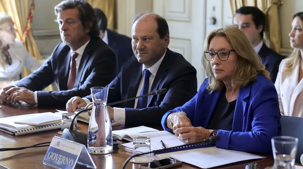Tem que se investigar o mistério: “Desaparecem funcionários públicos e ninguém dá conta”